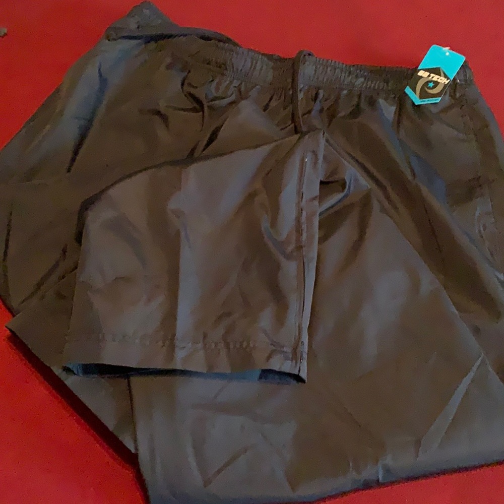 Men’s Wind Resistant Pants